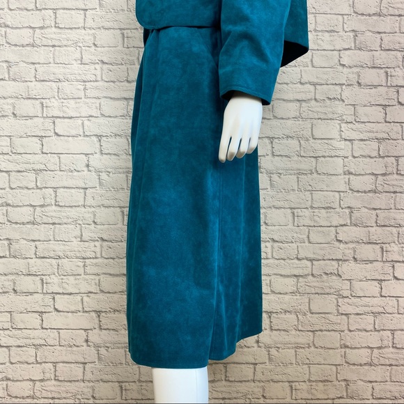*Vintage 2 piece skirt suit - Picture 5 of 16
